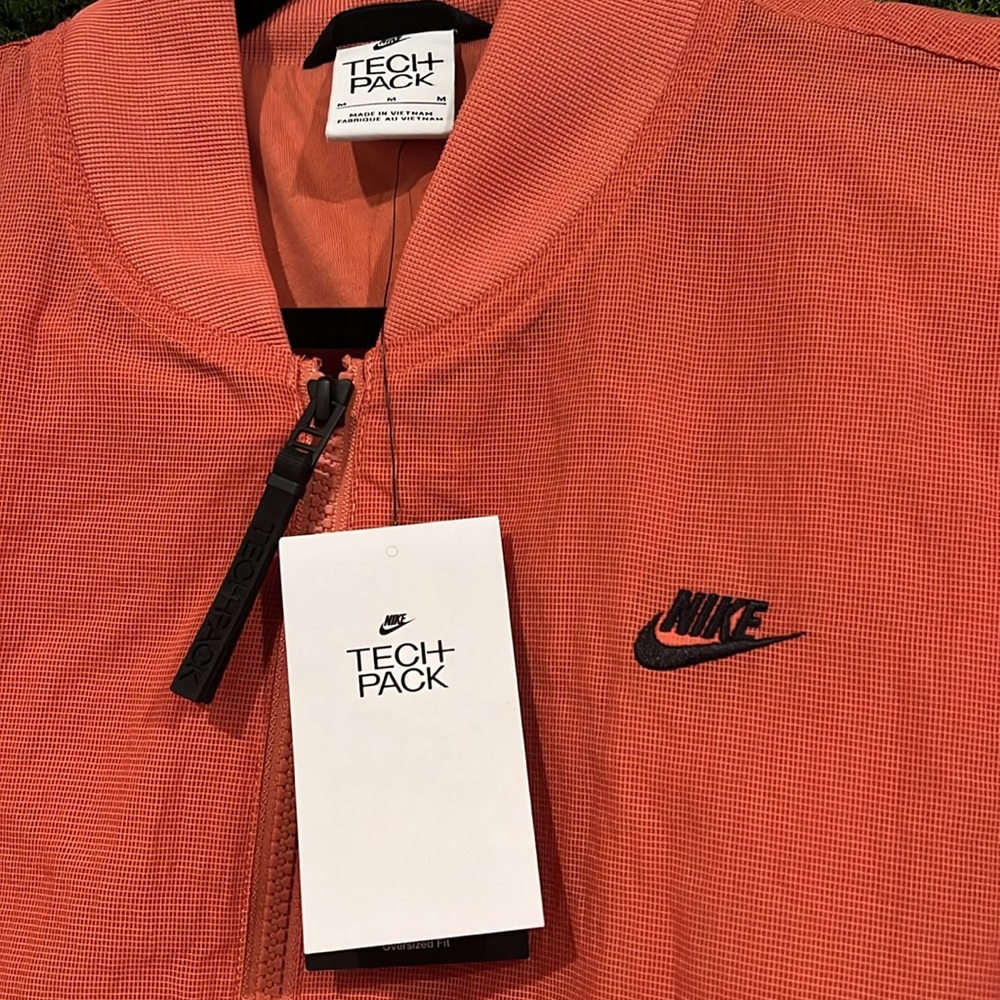 Nike Sportswear Tech Pack Bomber Jacket.  Brand New. Men's Size: M - Picture 5 of 8